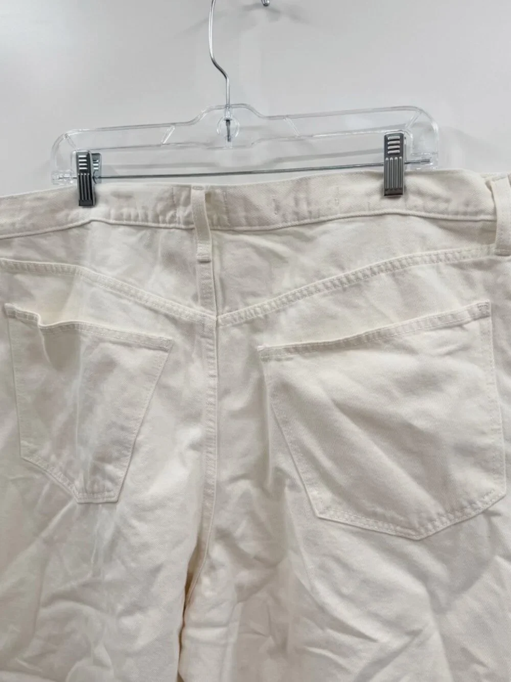 NEW Universal Thread High-Rise Long Denim Shorts - White - Size 16